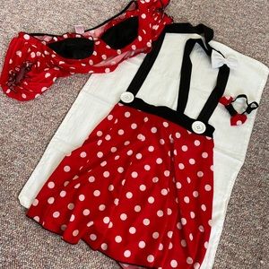 Minnie Mouse Halloween costume
